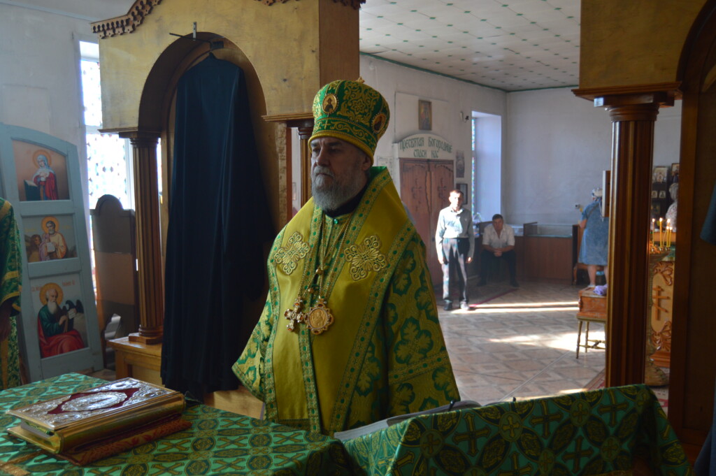 Архиерейское служение на день празднования святого преподобного Серафима Саровского