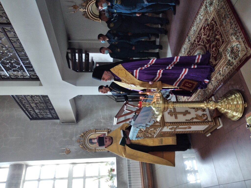 На территории Славгородской епархии сотрудники МЧС молитвенно почтили день памяти образа Пресвятой Богородицы «Неопалимая Купина»