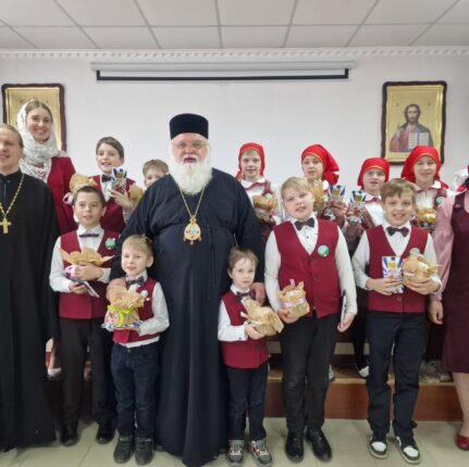 Епископ Славгородский и Каменский Антоний принял участие в пасхальном концерте в городе Славгород.